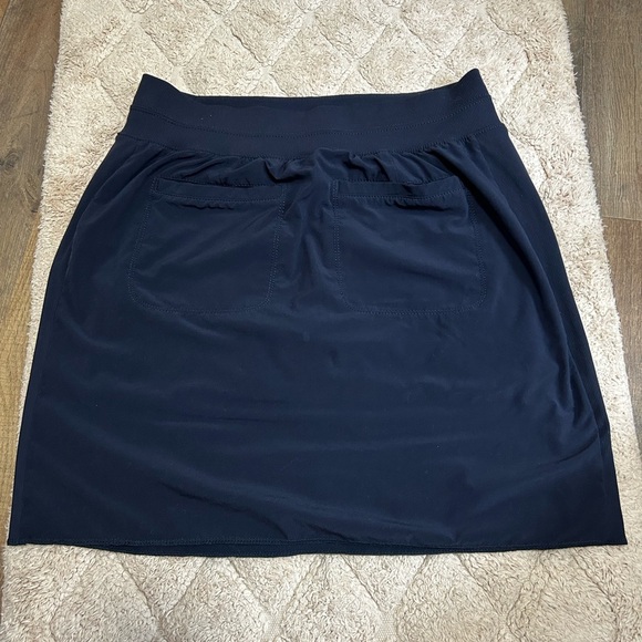 Athleta Dark Blue Mini Skirt Like new ! - Picture 4 of 7